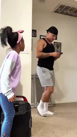 Family scary 😳😆😆😆#scare #scareprank #prank #fun #viral #trending #jumpscare #couple #fyp #family #challenge 