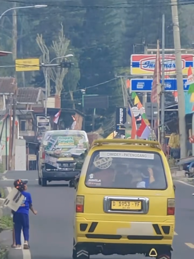 Orang Ciwidey pasti uninga ieu dimana 😁, utamina orang alamendah.. anu terang mangga absen di komentar 😁 #wisataciwidey #desawisataalamendah #200kviews #tiktokinsightsearach 