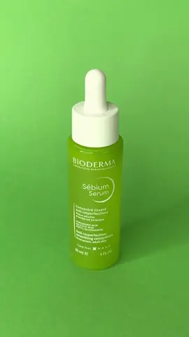 Salicylic Acid + Acetyl Glucosamine + Hyaluronic Acid = clearer skin, and texture refined. Ok, we like it. Ready to try? Shop now at Boots 💚 #BiodermaSebium #AdultAcne #SebiumSerum 