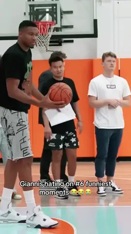 6 an ultimate troll 😭😭😭😭😭 #giannis 