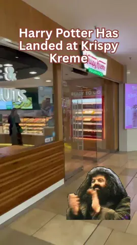 #harrypotter doughnuts now at @KrispyKreme UK and they are DELICIOUS! 🍩 #foodfinds #newtrend #newfoods #potterhead 
