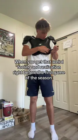 can’t describe the pregame feeling #footballplayer #foryou #pregame #footballgame #athletes 