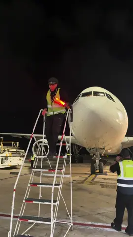 I am always happy at work ✈️