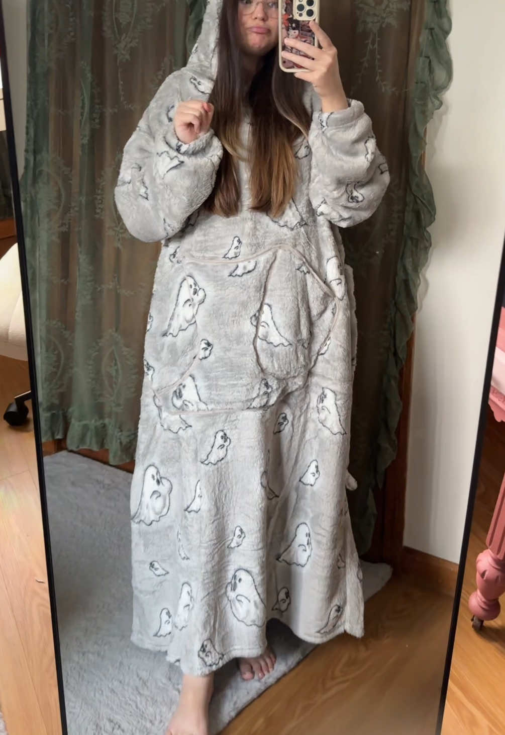 #blanket #blanketlife  #hoodieblanket #winterfashion #blankethoodie  