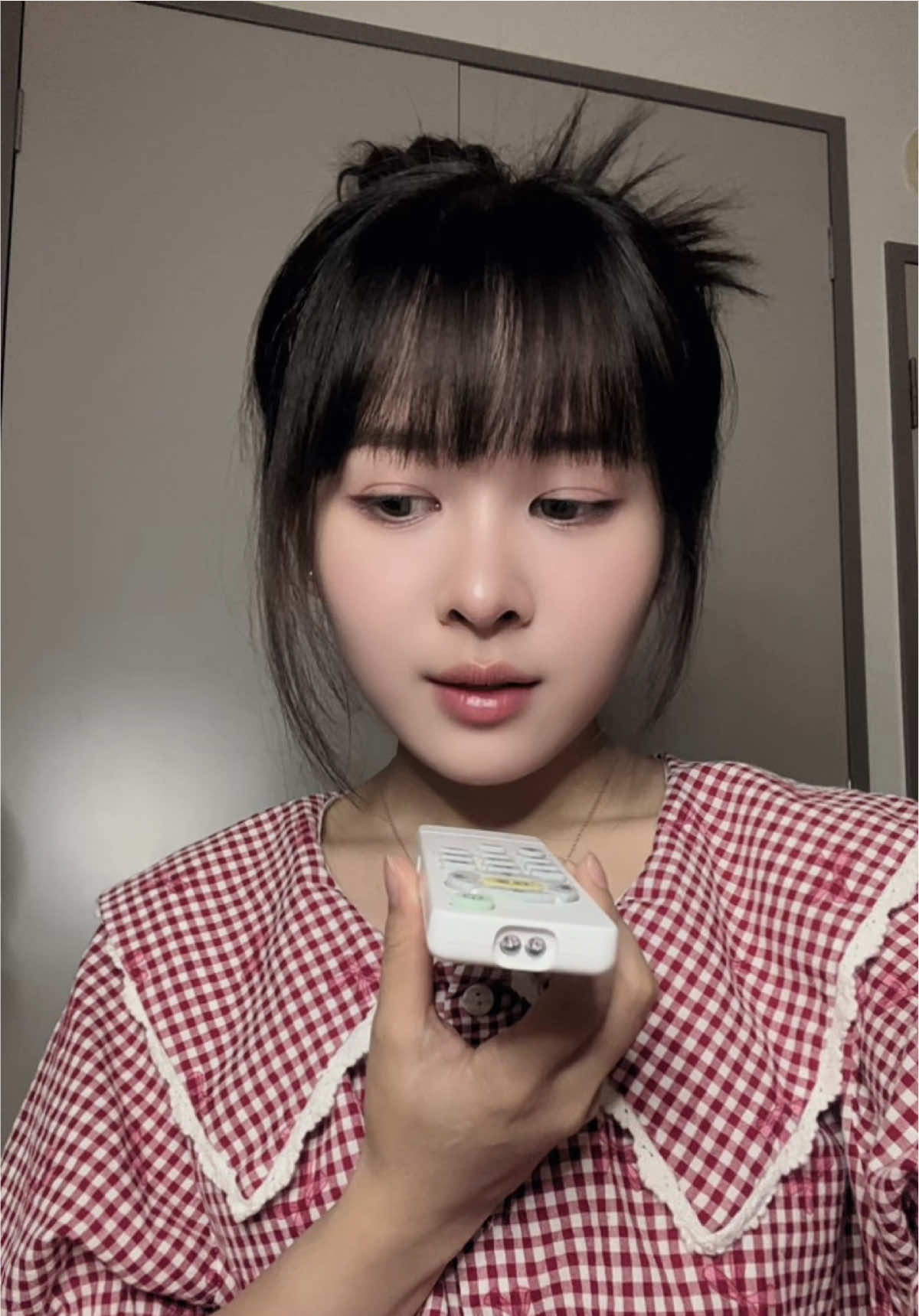 Cũng thèm sầu nhưng làm gì có anh nào cho tiền mua đâu 😩#lena 