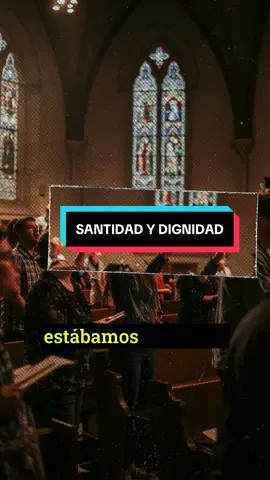 La Santidad y Dignidad de Jesús Hablamos sobre cómo la santidad de Jesús se trata de una revelación de quién es Él, y su dignidad se trata de una revelación del valor de Jesús. La santidad se refiere a quién es Él, mientras que la dignidad tiene que ver con el precio y lo que estamos dispuestos a dar porque Él es digno y se lo merece todo. #Jesús #Santidad #Dignidad #fyp 
