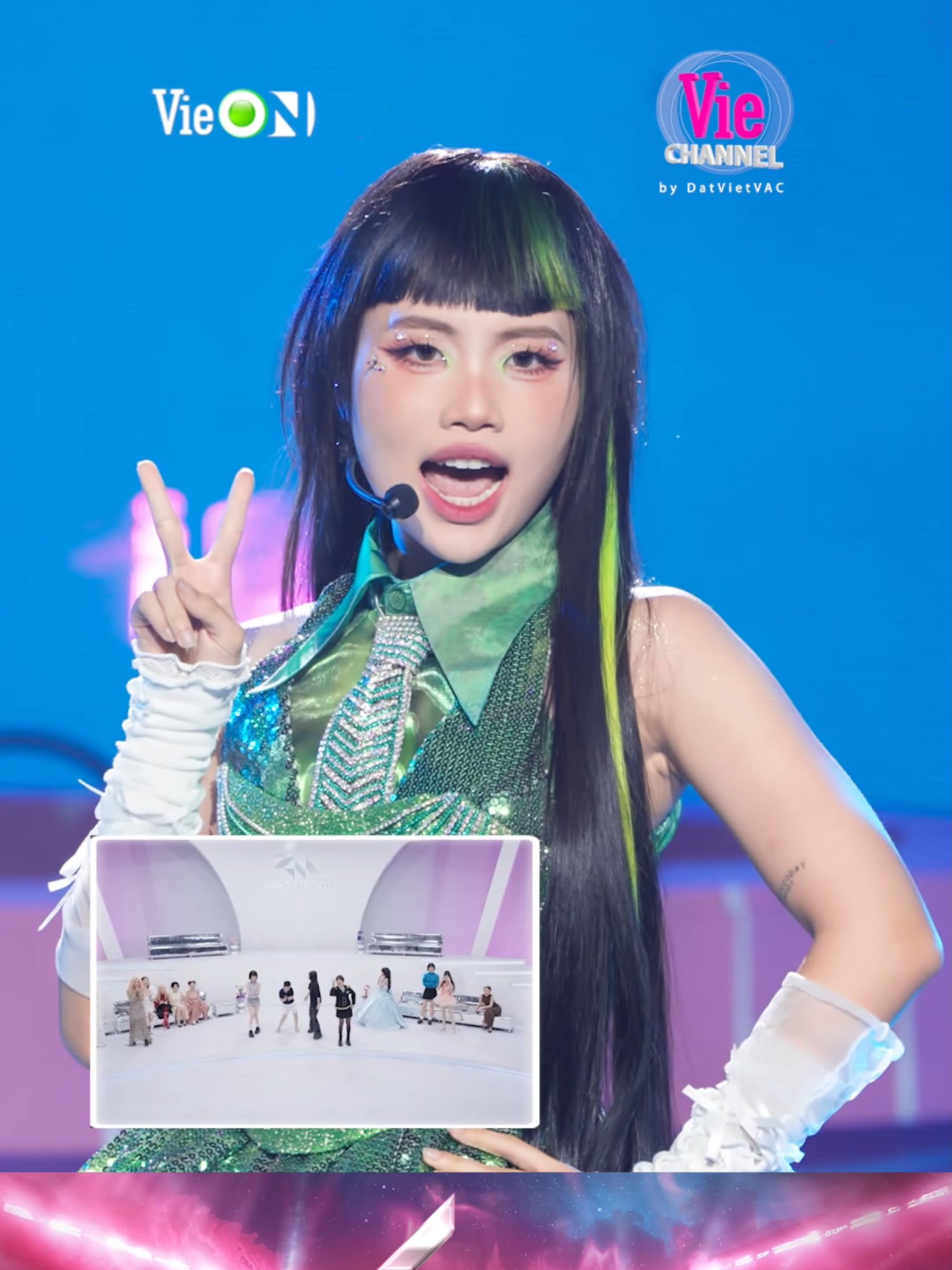 Phương Mỹ Chi quậy đục nước chuyến này, các chị em đứng quẩy không trượt nhịp nào  #EmXinhSayHi #EmXinh #EXSH #DatVietVAC #VieON #VieChannel #TikTokGiaiTri #phuongmychi