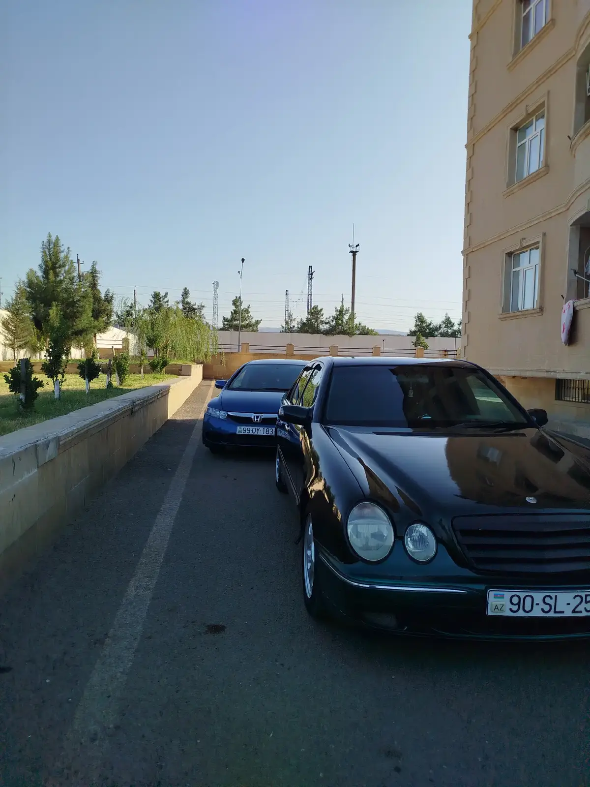 4 göz söhbəti burda baglandı👋🏼