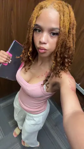 😘