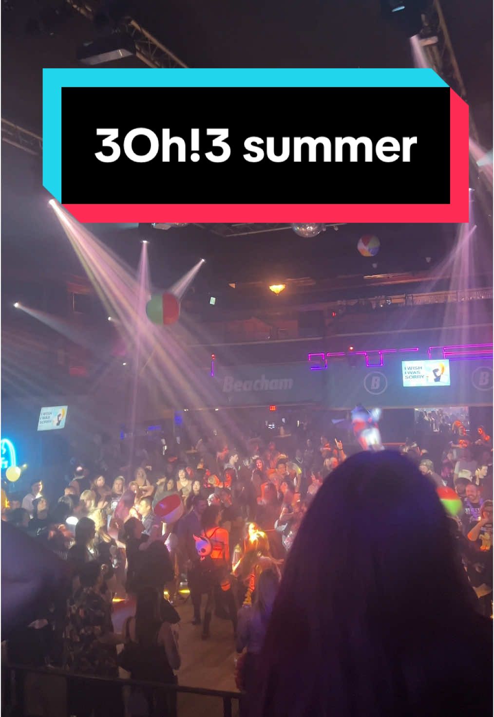 Recession pop making it’s way back #3oh3 #songofthesummer #emonite 