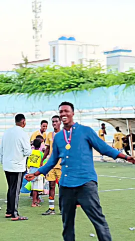 #CapCut 😂😂@Montana8️⃣ @Cabdi naafac 10⚽️🦁🇸🇴 @PARAWE--8️⃣✨ #somalitiktok #fyp #foryourpage 