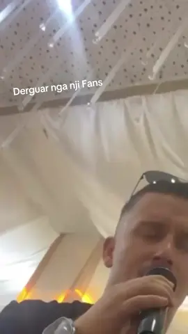 Derguar nga nje Fans  #fyppppppppppppppppppppppp #viral #switzerland #prishtina #shqiptaretneperbote🇦🇱🌍 