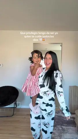 Mis pijamasssss son de aquí de la tienda 🫶🏻🖤🤍 #tiktokshop #momoftiktok 