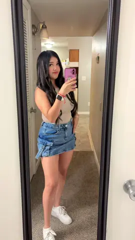Ami solo me importa verme Bonita Y ser feliz lo demás Me tiene sin cuidado😍😌