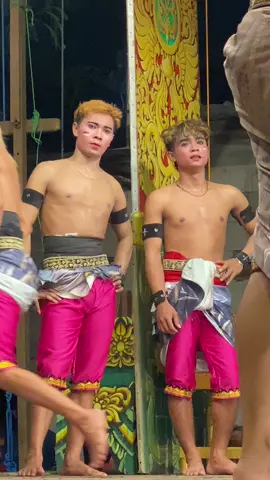 Meneng anteng wae seee ganteng kui lo mass opo meneh polah 🤣😂 aw aw aw ndaa kuat kangg🤣😂😂😂😂@Verrycookies🍪 #siswobudoyo #siswobudoyo 