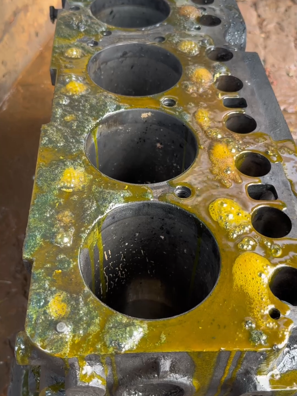 Engine Block Blocked Lines Cleaning with Acid! #fypシ゚viral #trending #tiktok #fyp #restoration 