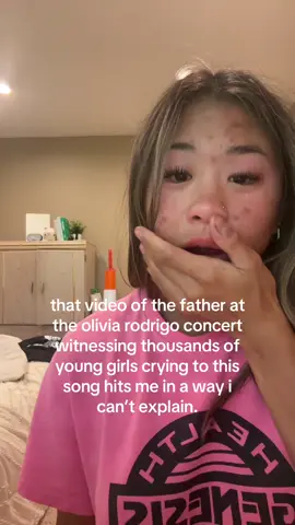 i might write a poem on it #oliviarodrigoconcert #viralvideo #relatable #dad #foryoupage 