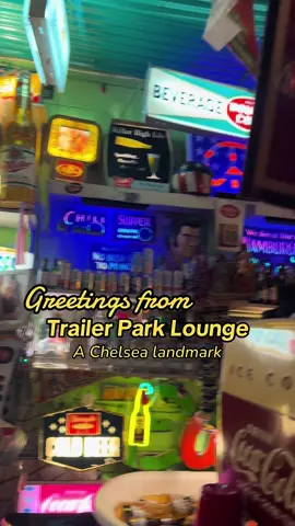 Trailer Park Lounge is not your typical Manhattan bar…we're talking kitsch, cocktails, and comfort food that's a whole mood. The vibes are immaculate and the decor is a certified trip. 🤪 Have you been to the Trailer Park Lounge? Let me know what you think! #NYC #NYCBars #TrailerParkLounge #Manhattan #Kitschy     