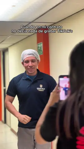 Lo que tenemos que hacer para la viralidad😩 #viraltiktok #empresa #corporativa #comedia #humor  