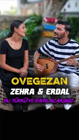 OVEGEZAN ♥️ 🌾 Bir Stran Türkü, Bin Duygu… Yeni göz ağrımız “OVEGEZAN” artık sizlerle! Sazımız dile geldi, sözler yüreğimizden süzüldü… Doğanın ortası, otantik bahçemizde çektiğimiz bu özel türküyü sizlerin beğenisine sunuyoruz. 🎶 @Zehra  Bu video’yu izlerken  🔸 Ruhunuza dokunuyorsa… ❤️ Beğenirseniz 💬 Yorumlarda hissinizi bizimle paylaşırsanız, 📌 Ve daha nice türküde birlikte olmak için takip etmeyi unutmayın 🙏♥️💐🧿 Unutmayın, bir beğeni bir sanatçının yüreğine dokunur… Desteklerinizle her nota daha anlamlı. Hep birlikte büyüyelim, türkülere hayat verelim🙏 #stran #erdalerdoğan #gruperdoganlar 