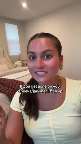 I have spent literally thousands of 💰 trying to clear my acne through topical skincare. While some of it helped, there was never anything that made a lasting difference. Once I started doing my research and working on what was happening internally, I started to see my skin clear up. If you are also on an acne journey, maybe this can help you out!