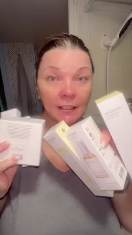 Skin that skins! I love how these 2 make my skin feels hydrated, soft and glowy 