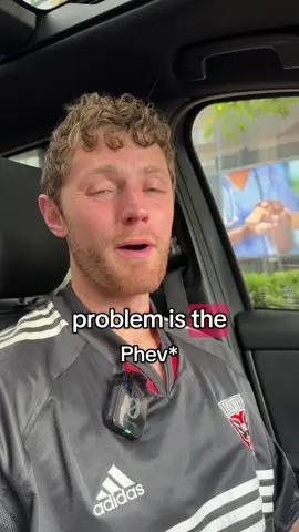 Zach shares his thoughts on why the #mazda #cx90phev isn’t selling and how Mazda is responding with a HUGE incentive. #caredge #carbuying #buyingacar 