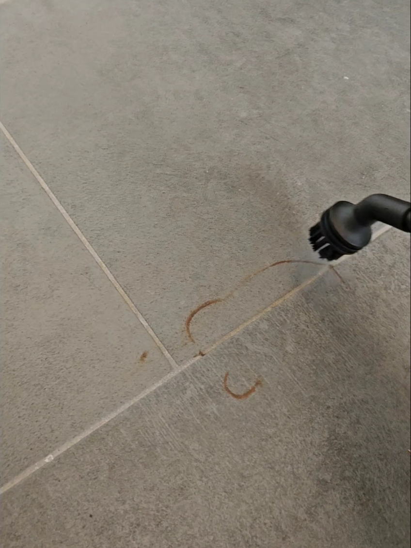 bathroom deep clean mit dem Dampfreiniger von @Redhut Clean Master  schaut euch diese Ergebnisse an 😍😍 Den Dampfreiniger bekommt ihr jetzt im tiktok shop 🫧🩷 #dampfreiniger #steamcleaner #CleanTok #steamclean #satisfyingcleaning 