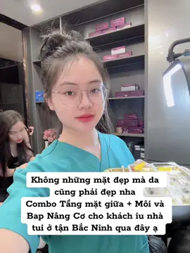 Có người từng che ô cho em dưới mưa, không phải vì sợ em ướt, mà vì muốn là nơi em có thể tựa vào 🤎 #thaohongfiller 