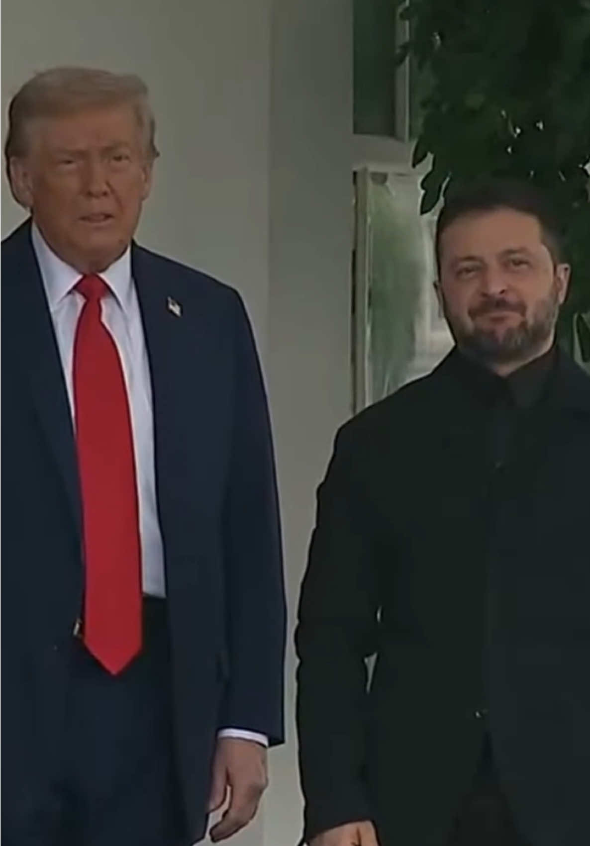 Володимир Зеленський прибув до Білого дому на зустріч з Дональдом Трампом.