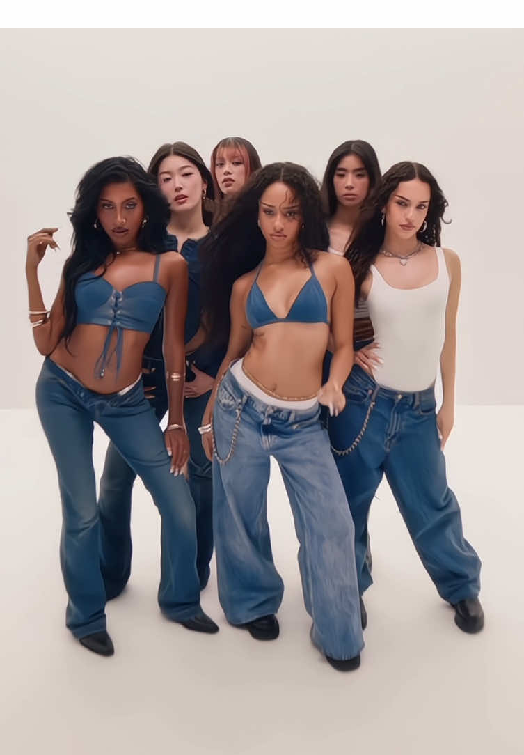 KATSEYE x GAP Collaboration #gap #katseye #katseyexgap @Gap @KATSEYE 
