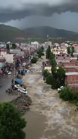 City Destroyed by Massive Cloud Burst from the Mountains” 🌧️🏙️⚡ #habiburahmanabid  #viral  #villege_life 