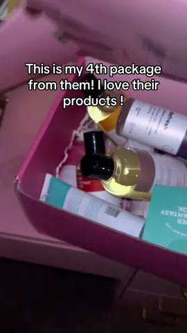 Her fantasy box is theeeee best feminine hygiene company out! 