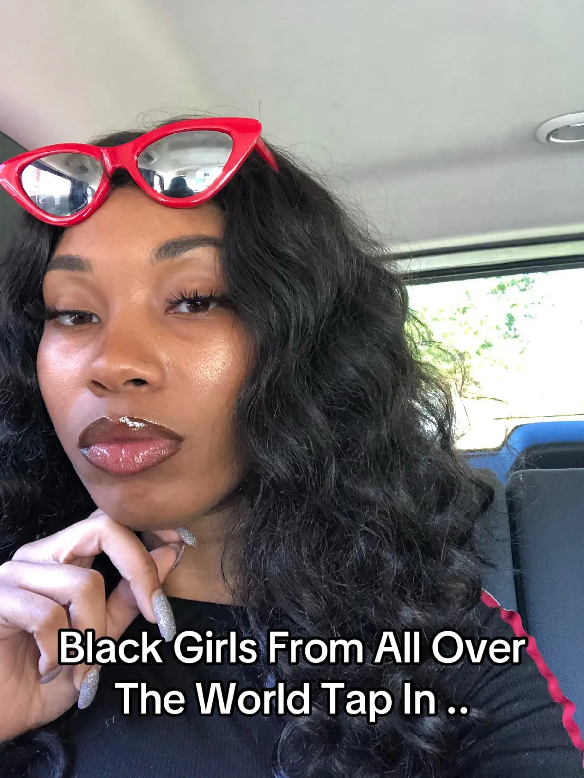 drop your location & photo , start meeting singles right here in the comments 💋 . VIP chat in bio . #blackwomen #blackgirls #single #global #america 