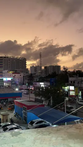Golden hour❤️🌅 #sunset #somalia🇸🇴 #fpy #explore #livingmybestlife 