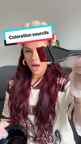 Je me colore les sourcils en rouge 😭😂 #coloration #cherrycola #colorationsourcils 