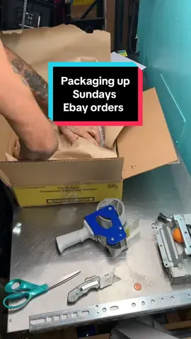 Package Sunday eBay orders with me! #fypシ゚viral #ebayseller #ebaysellercommunity #packingorders #foryoupage 