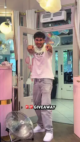 2 give aways in one month?? we're really treating you this august. remember tag 3 friends and post on your story with the Pup💛Up @ to win your free bracelet👩‍❤️‍💋‍👩 #pup💛up #pupupjewellery #monthlygiveaway #giveawayannouncement #onlyatpup💛up 
