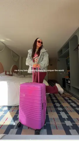 @Shay Mitchell thank you for always making traveling better @BÉIS you guys know i love you 🩷 #beis #travel #traveltiktok #shaymitchell #fyp @Gap 