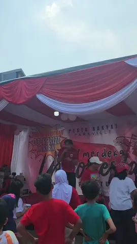 POV : Tetanggaan sama Adrian Khalif. Makasih om udah meriahin acara 17an di komplek 🥳 #Adrian #AdrianKhalif #17an #17Agustus #Sialan 