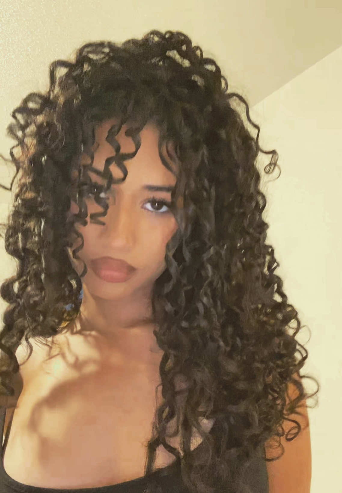 maneater #curlyhairroutine #curlyhair #curlyhairtutorial #curls #curlygirl #curlyhairtips #jesuslovesyou 