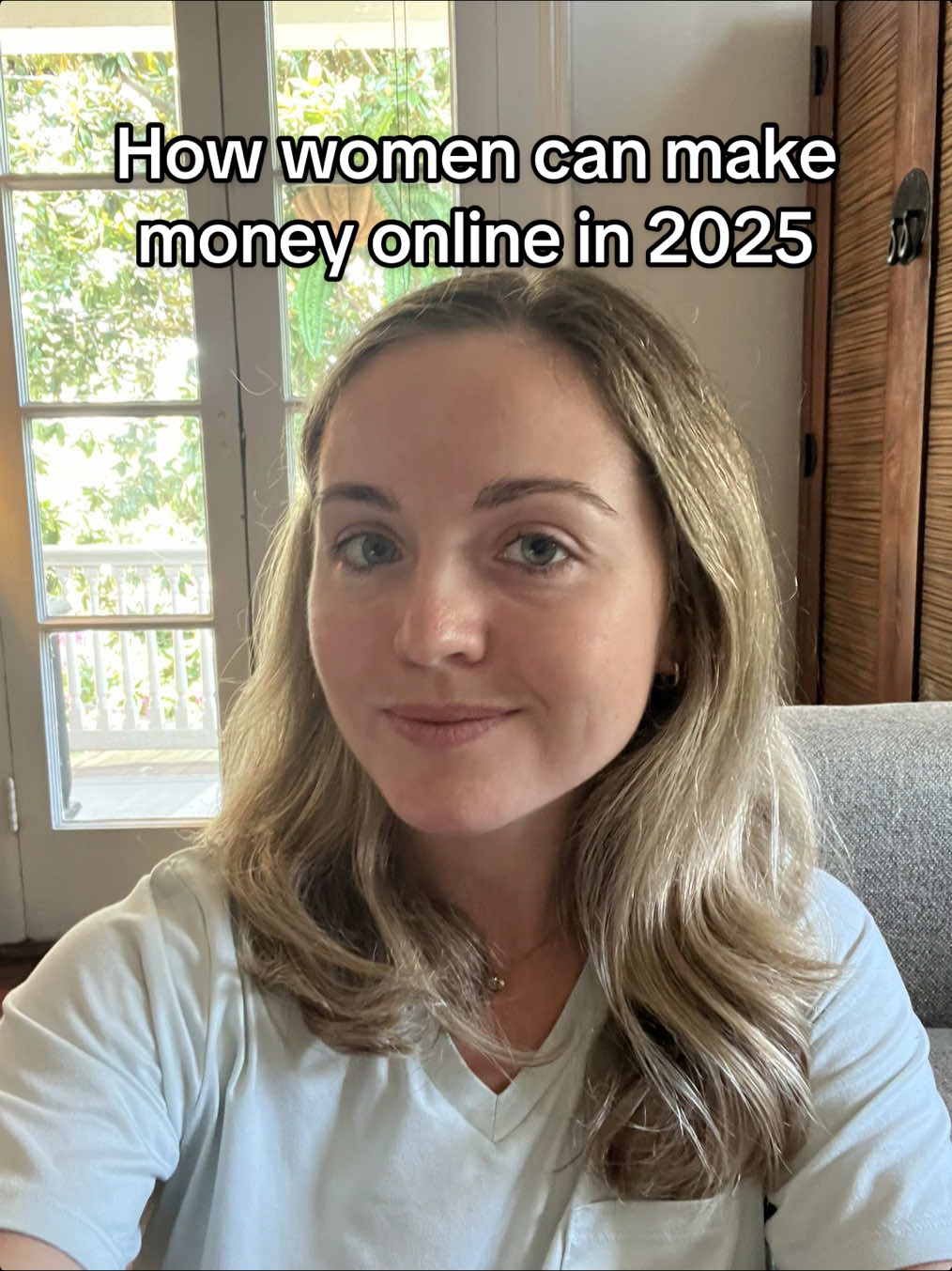 Women helping women making money online in 2025 👏 #ugc #ugccreator #ugctips #howtomakemoneyonline #contentcreator #PersonalFinance #moneytips #sidehustle #sidegigs #collegejobs #collegesidehustle 