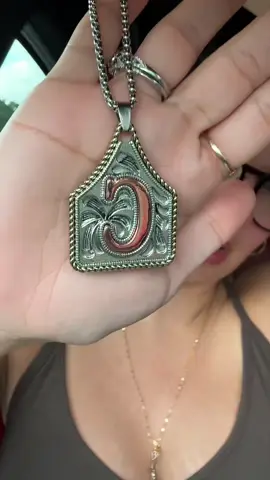 🐄✨ How cute is this initial cow tag necklace?! Personalized with your letter, this western-inspired cow tag pendant adds the perfect touch of rustic charm to any outfit. Layer it with other chains or wear it solo for a bold statement. A must-have for country girls, rodeo nights, and everyday style! 🤍 #CowTagNecklace #WesternJewelry #InitialNecklace #Tiktokshopcreatorpicks #CountryStyle 