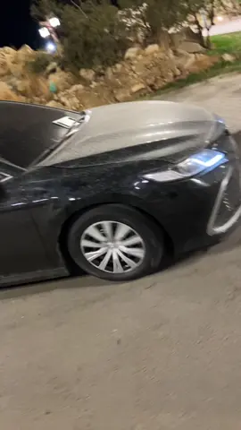حين تمشي مع من تحب، يصبح الطريق جزءًا من الذكرى الجميلة معك لا يهمني أين أذهب، المهم أن نمشي معًا #explore #pyf #كامري 
