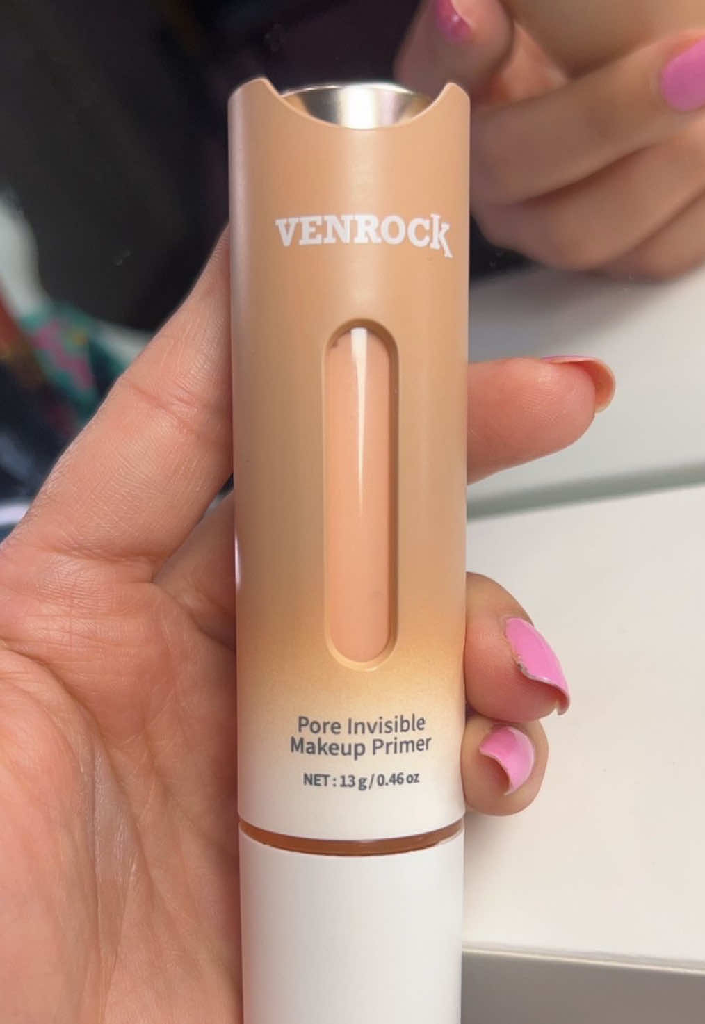 I don’t know what type of sorcery this is, but I will forever buy this product now and it’s literally under 20$ 😩😤✨  #TikTokShopFinds #makeup #makeupprimer #tiktokshopbacktoschool #productreview 