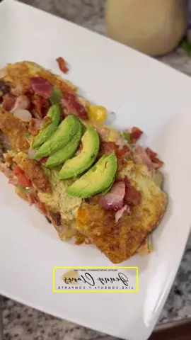Ex qui si to Omellete 🫠 a mi estilo va a querer mi amor ?  #jennyclaros #hondureñosenusa🇭🇳🇺🇸 #parati #omellete #recetas 