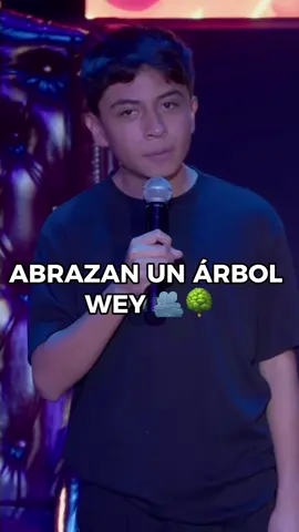 Abrazan árboles 🌳  #standup #humor #fyp #comedia 