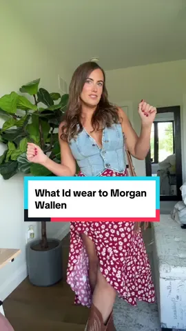 Channeling my inner @Travis Kelce and @spencer barbosa🧚🏻 I need their manifesting energy. @Live Nation Canada @Live Nation Concerts #morganwallen #countryconcertoutfit 