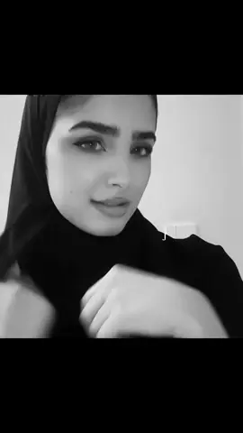 She looks so cutee I can’t 🥹🥹#CapCut #fyp #اكسبلور #نور_جابر #viralvideo @نور جابر 