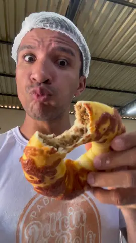 Na padaria a Rosca ficou ainda melhor 😋😂 . . . #padaria  #salgados  #padariaartesanal  #padariagourmet  #delicious 